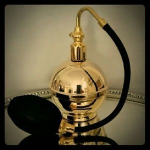 Classic Atomizer Perfume sprayer.